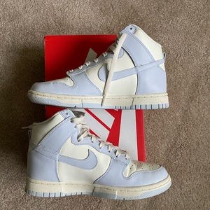 Nike dunk high football grey